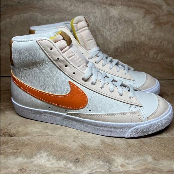 nike blazer beige orange